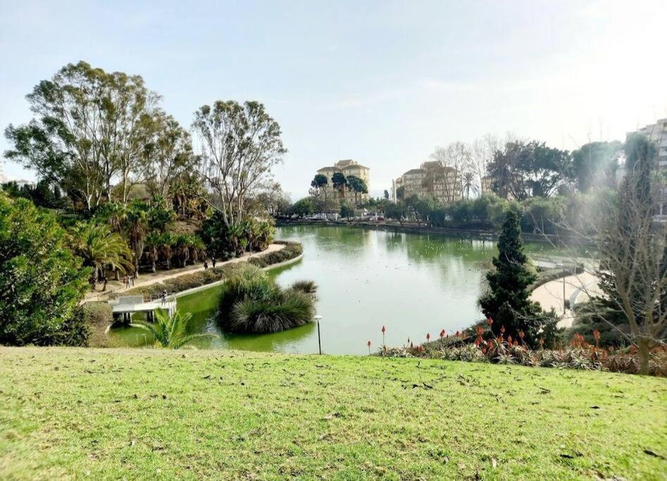 Apt Con Espectacular Vista, Piscinas, Recep 24 Hs Benalmadena Bagian luar foto