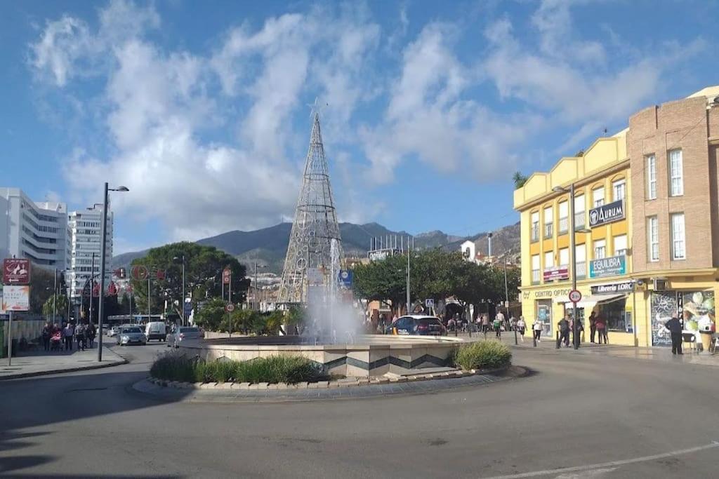 Apt Con Espectacular Vista, Piscinas, Recep 24 Hs Benalmadena Bagian luar foto
