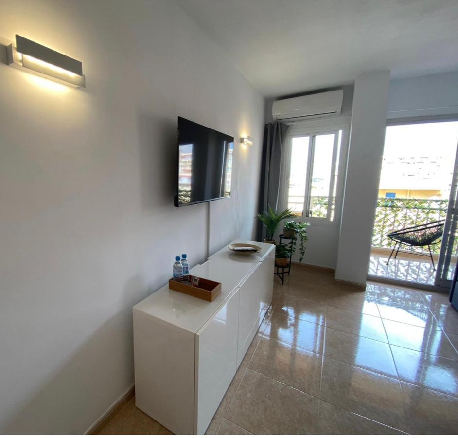 Apt Con Espectacular Vista, Piscinas, Recep 24 Hs Benalmadena Bagian luar foto