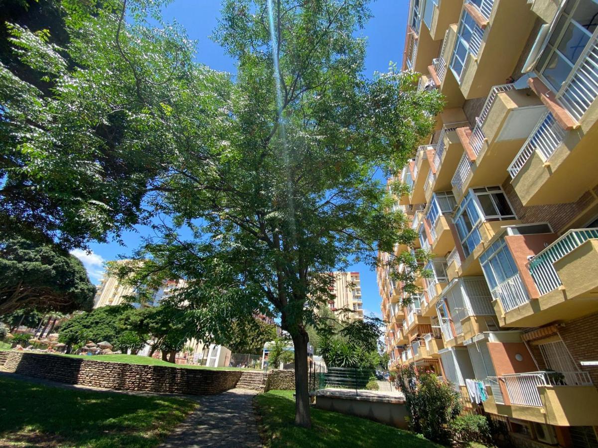 Apt Con Espectacular Vista, Piscinas, Recep 24 Hs Benalmadena Bagian luar foto