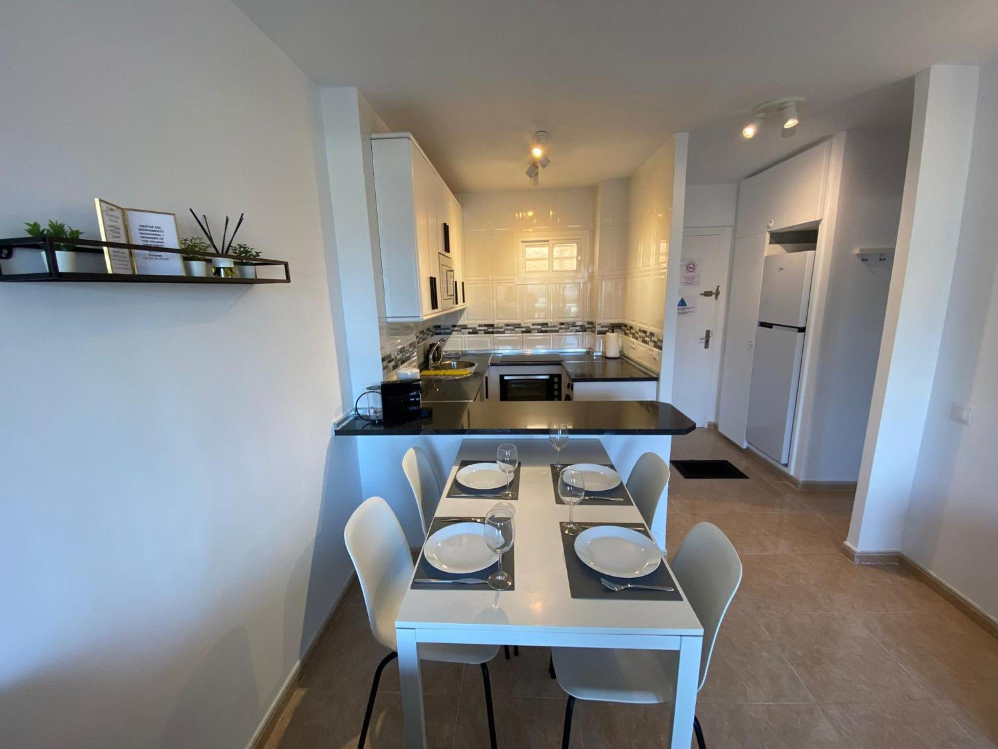 Apt Con Espectacular Vista, Piscinas, Recep 24 Hs Benalmadena Bagian luar foto
